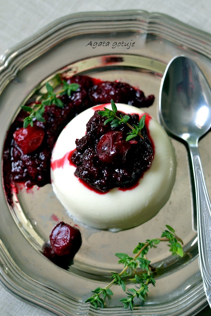 Kubica_panna cotta z kozim twarozkiem 02-1024