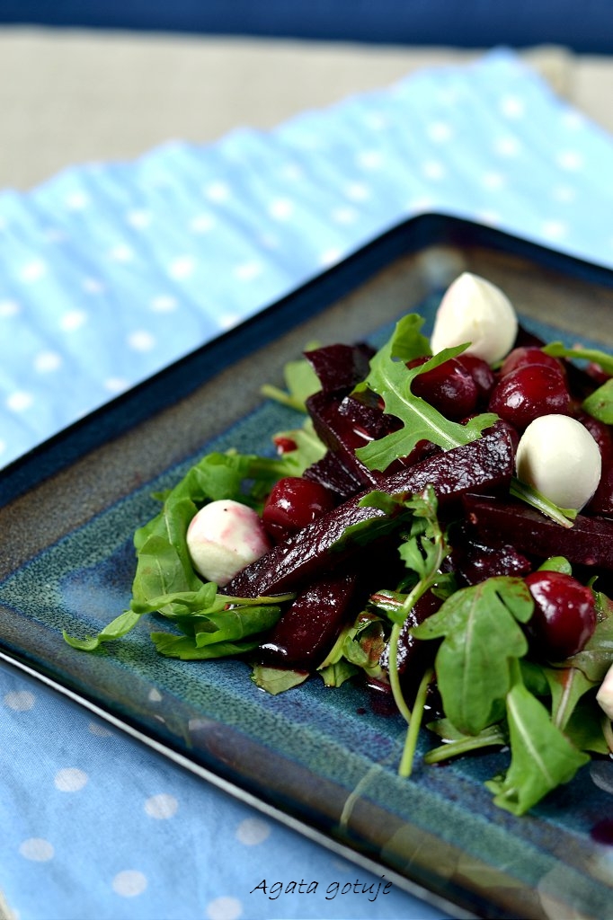salatka z burakami i wisniami 01-1024