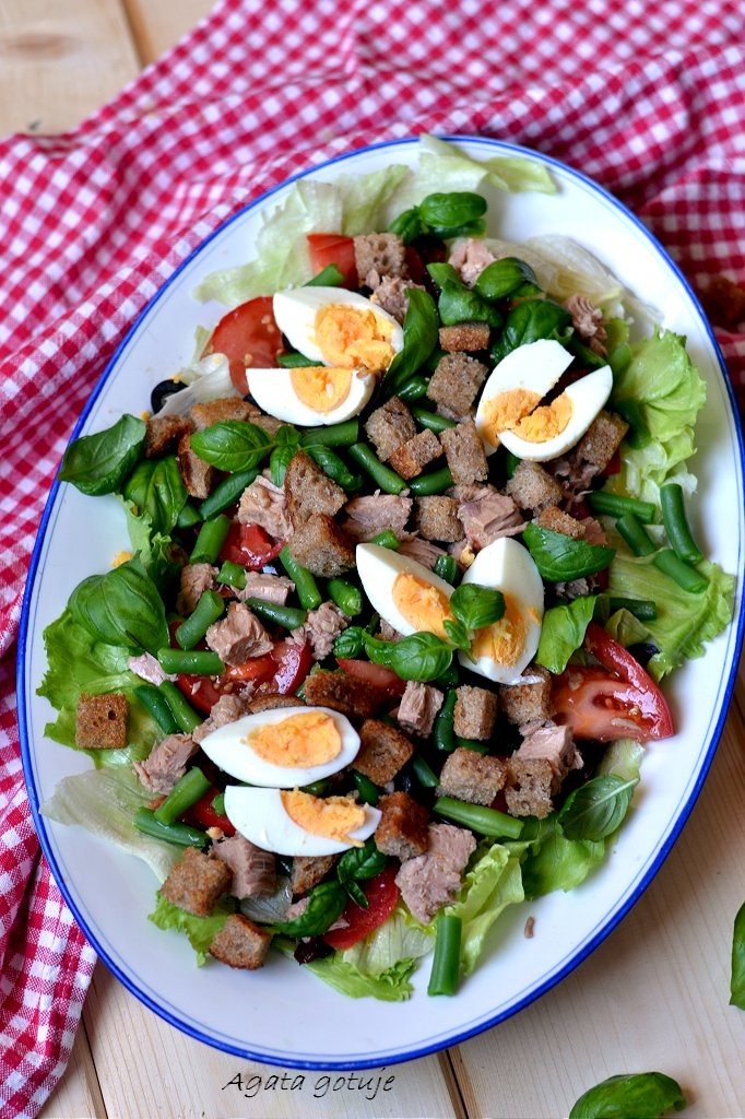 sałatka nicejska 02-1024