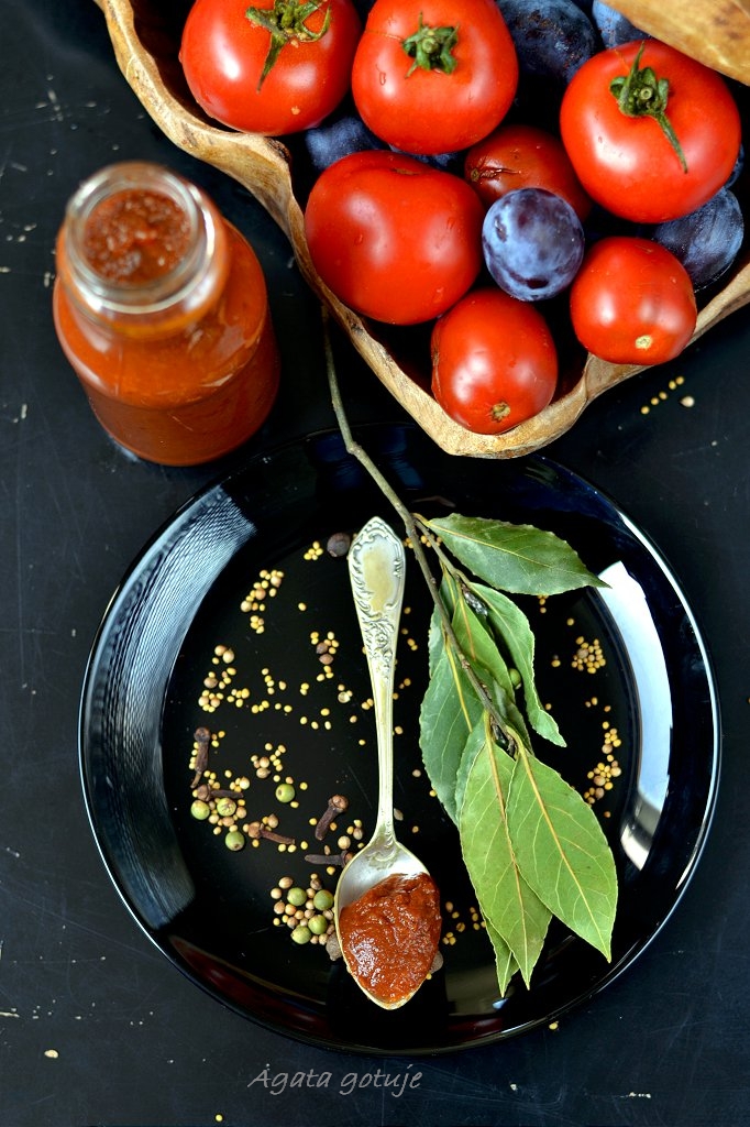 Keczup pomidorowo-śliwkowy 01-1024