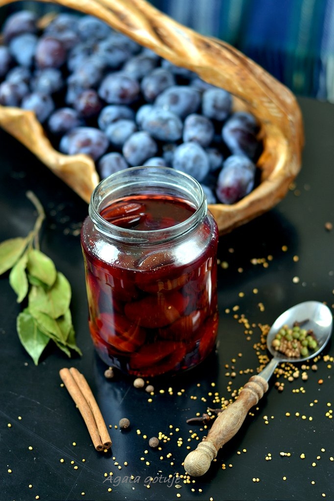 Marynowane śliwki (w lekkiej zalewie octowej) 2-1024