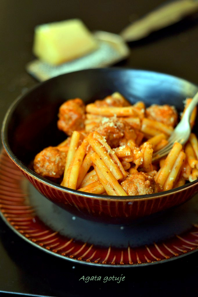 makaron z pulpecikami 03-1024