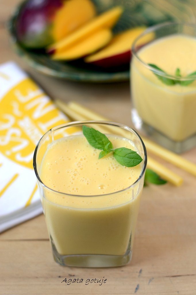 mango lassi 01-1024