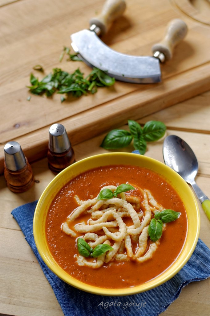 przepis na pyszną zupę pomidorową